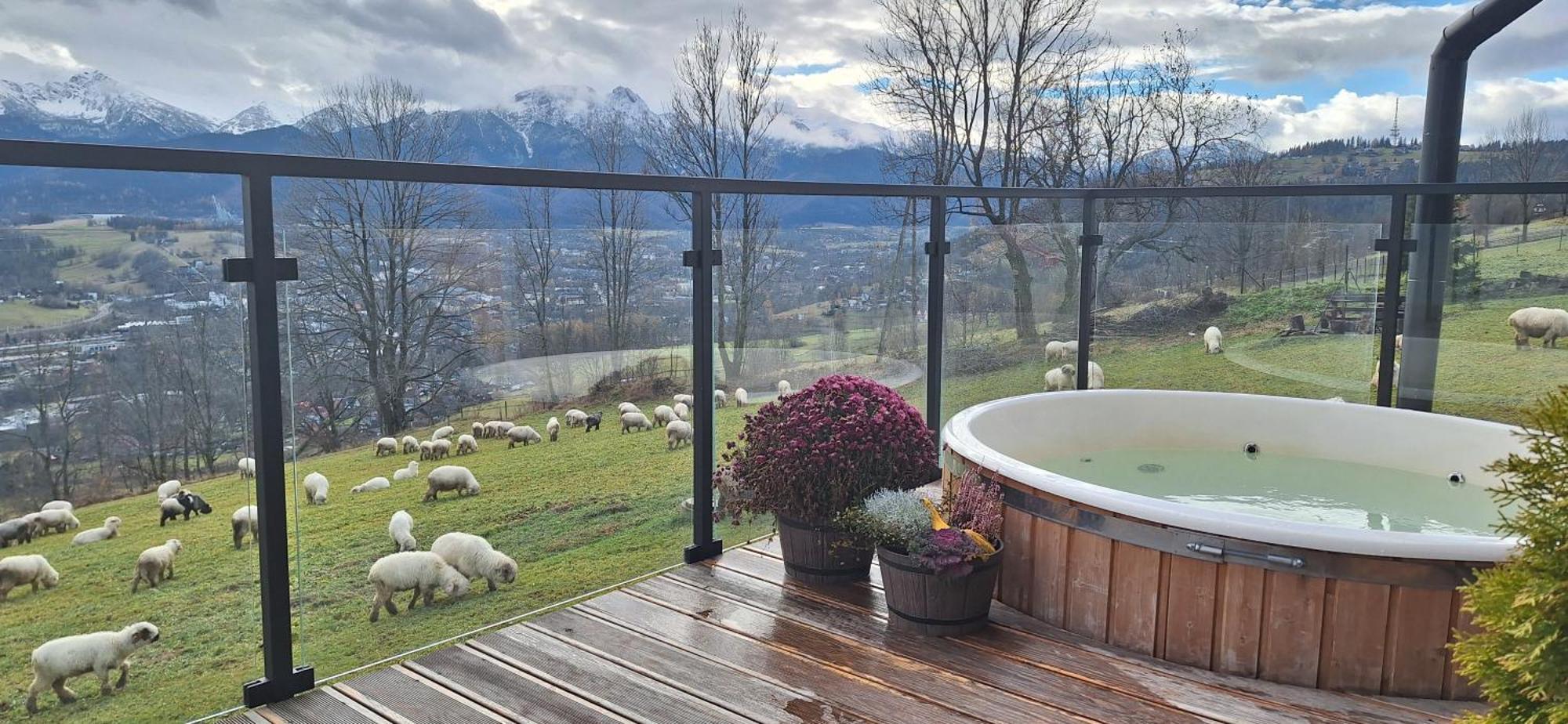 Domki Widokowe Wooden Luxury Chalet & Jacuzzi زومب الغرفة الصورة